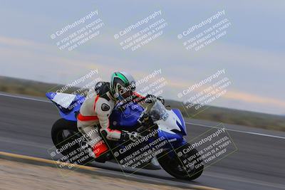 media/Jan-14-2023-SoCal Trackdays (Sat) [[497694156f]]/Turn 11 Inside (950am)/